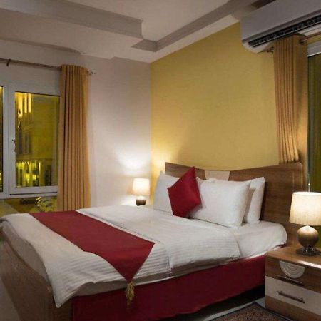 Al Manaf Hotel Suites Maszkat Kültér fotó